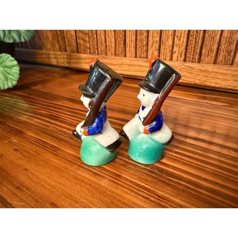 Vintage Japan Toy Soldier Salt Pepper Shakers Military Guards Pair Corks